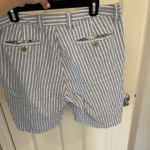 Men’s striped linen shorts